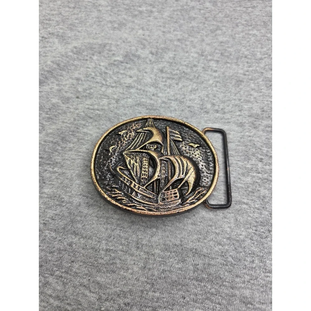 Vintage Solid Brass Clipper Sailing Ship Round Belt Buckle Sea